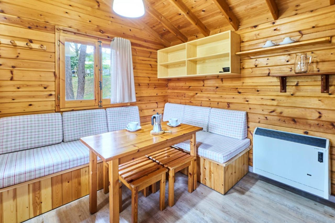 Camping Fontfreda Castellar del Riu Ngoại thất bức ảnh