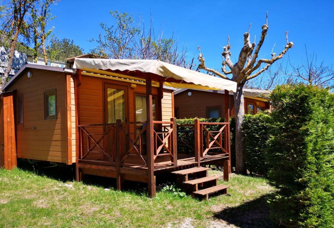 Camping Fontfreda Castellar del Riu Ngoại thất bức ảnh